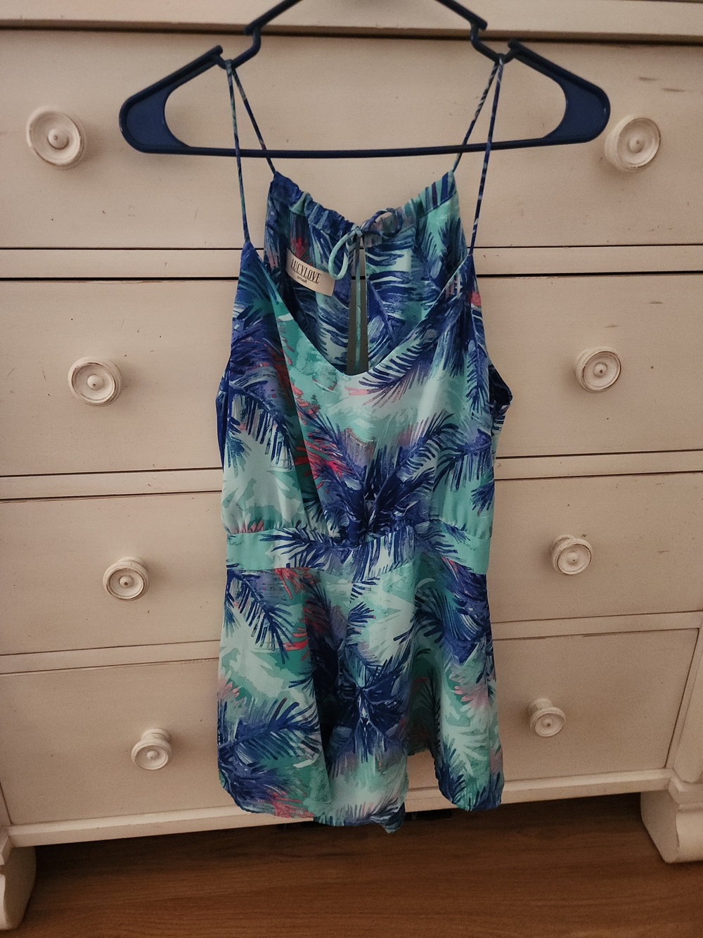 Like New LUCY LOVE Pretty Romper
